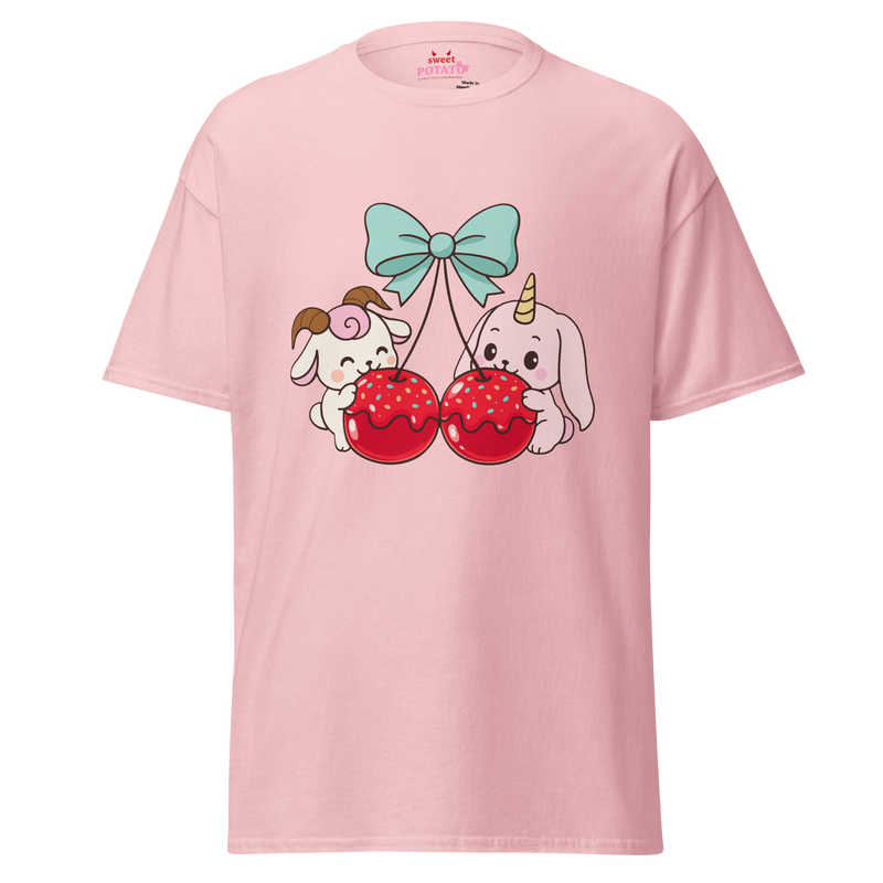 Besties - Cherry - ユニセックスTシャツ